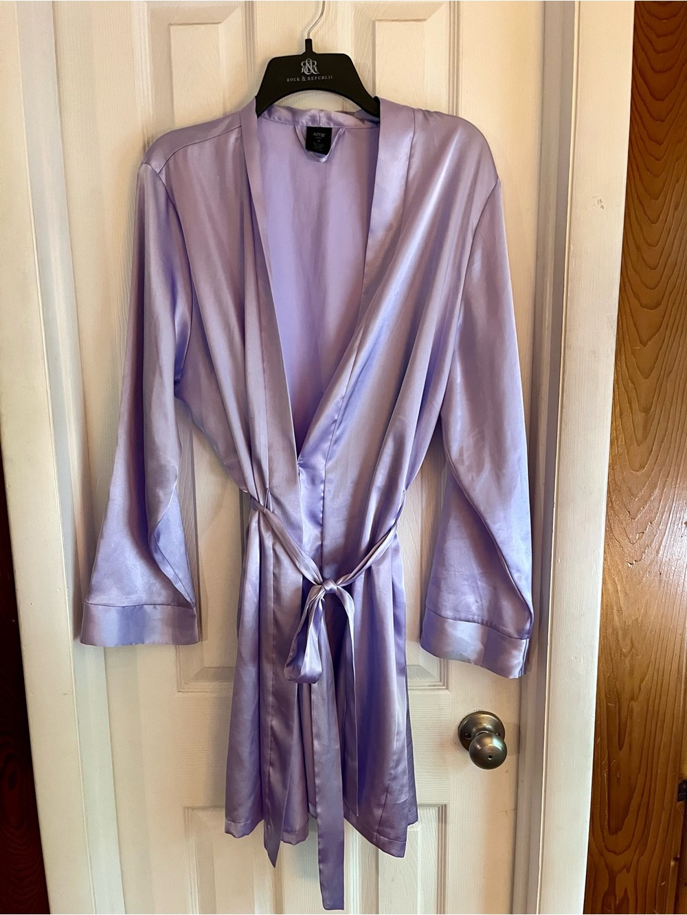 Apt 9 Satin Robe Women’s Lilac 38” Length Size XL